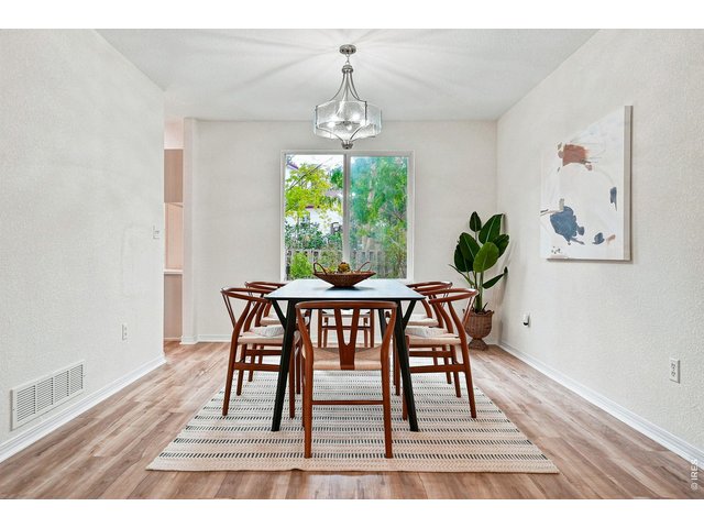 Property Photo 5 Dining Room