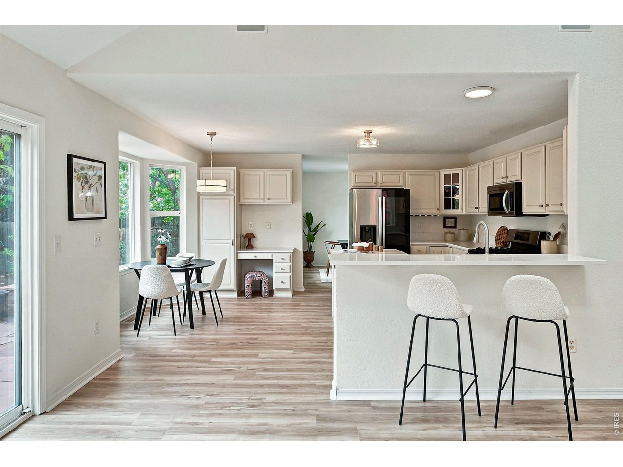 Property Photo 11 Bar Seating Kitchen Area