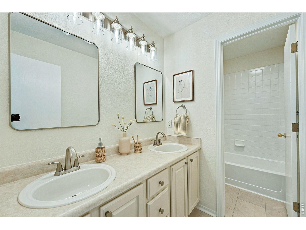 Property Photo 27 2nd bathroom upstairs