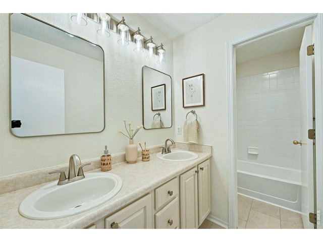 Property Photo 27 2nd bathroom upstairs
