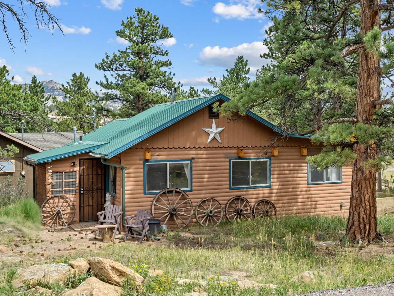 Property Photo 1 1155 Broadview Rd!