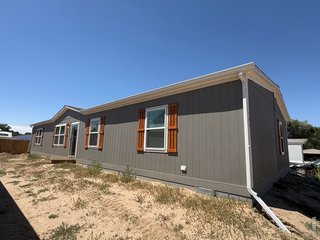 103 Beach Dr Log Lane Village, CO 80705