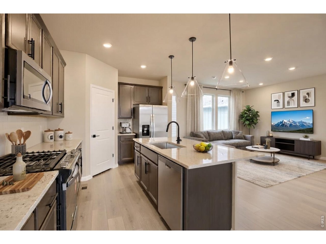 Property Photo 13 