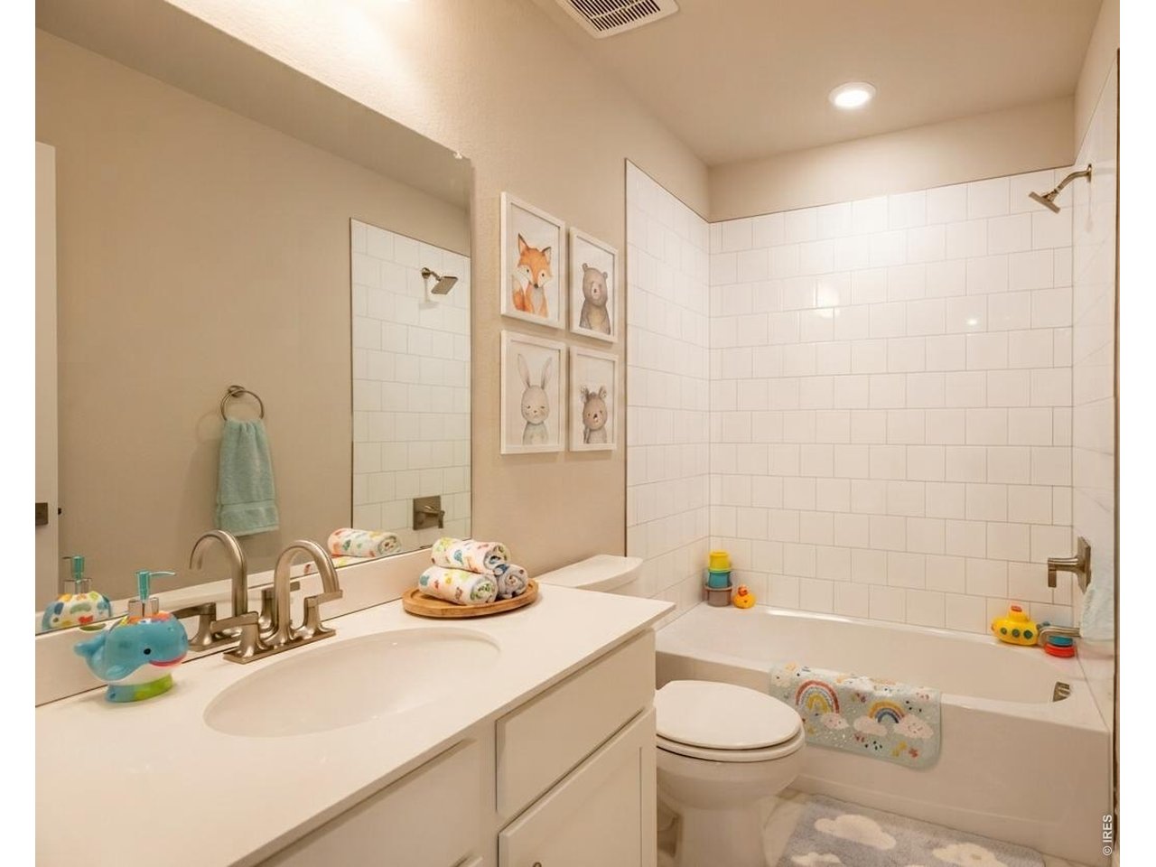 Property Photo 15 Upper level, full bathroom