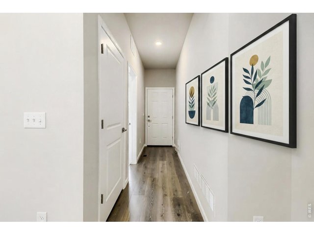 Property Photo 4 Foyer