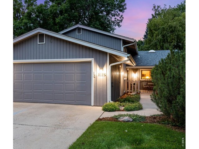 Property Photo 4 Idyllic lock and leave, Impeccably Remodeled Corner Residence "Paired" home, in a park-like setting, every surface, every system = polished to perfection. Backs to community open space, Desirable Parkwood Meadows!