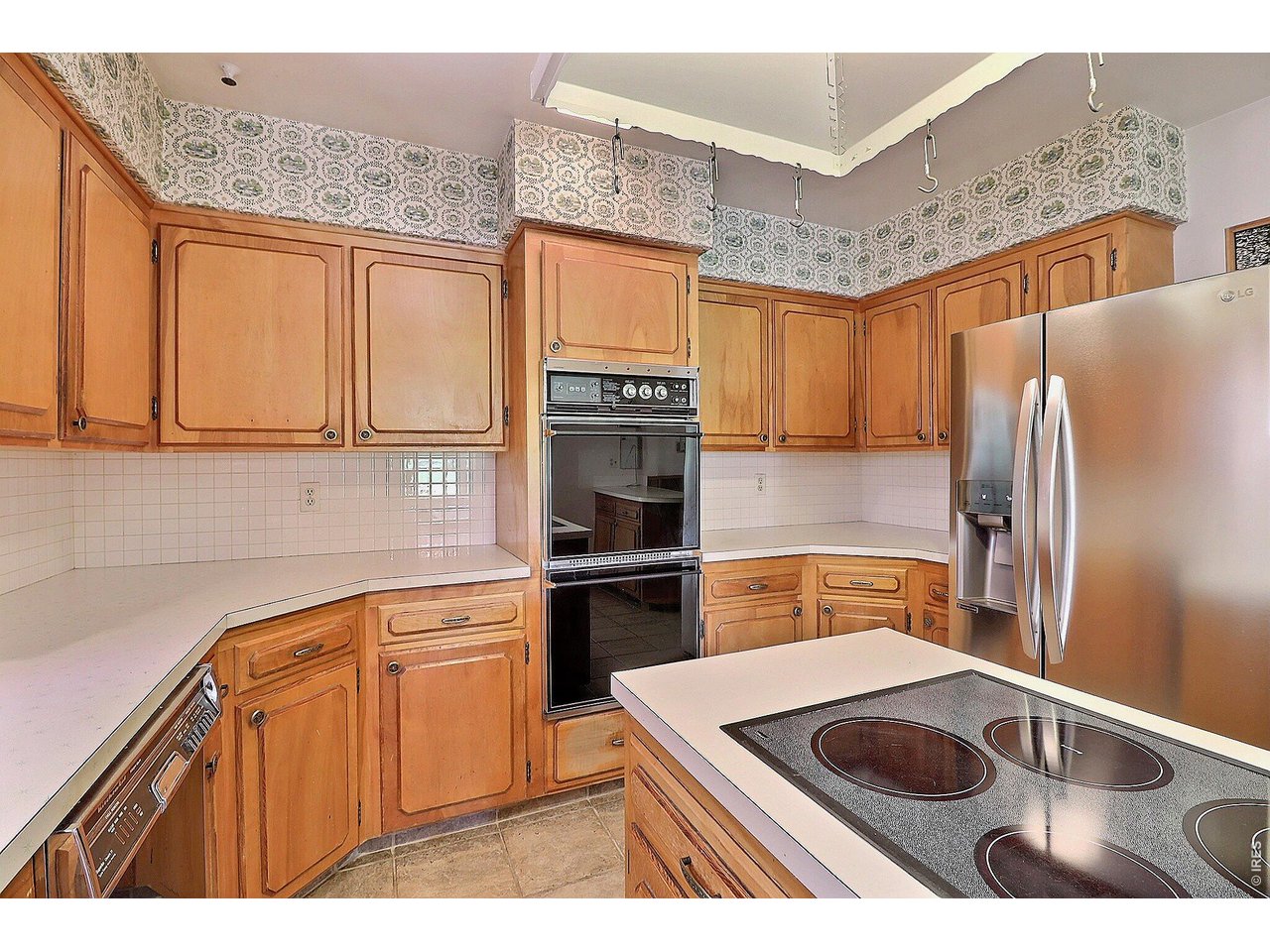 Property Photo 12 Appliances Included