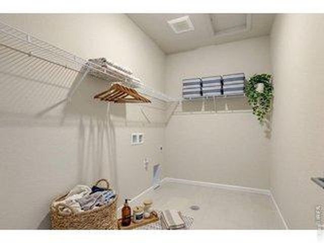 Property Photo 25 Laundry Room