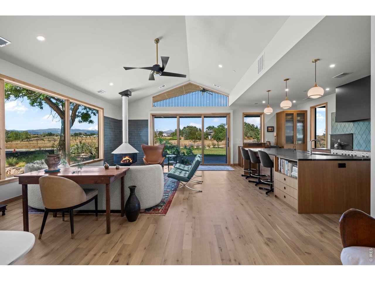Property Photo 4 Panoramic, Unobstructed Views.