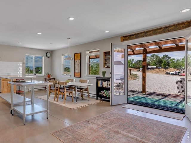 Property Photo 40 Fabulous Flex Space