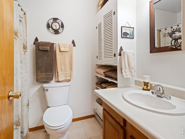 Property Photo 23 Second full bathroom