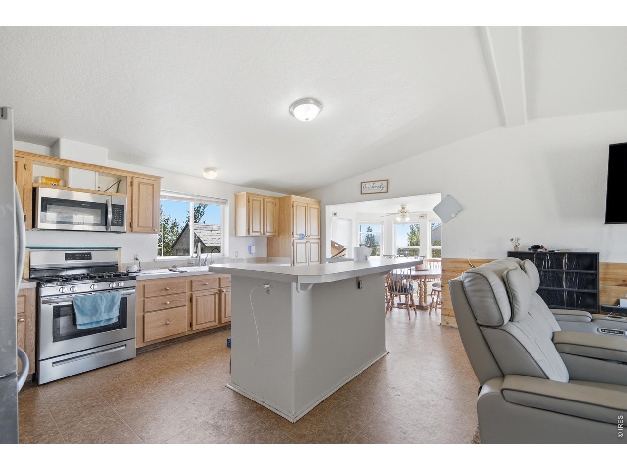 Property Photo 13 Spacious kitchen with newer appliances.