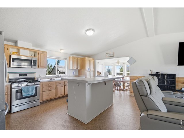 Property Photo 13 Spacious kitchen with newer appliances.