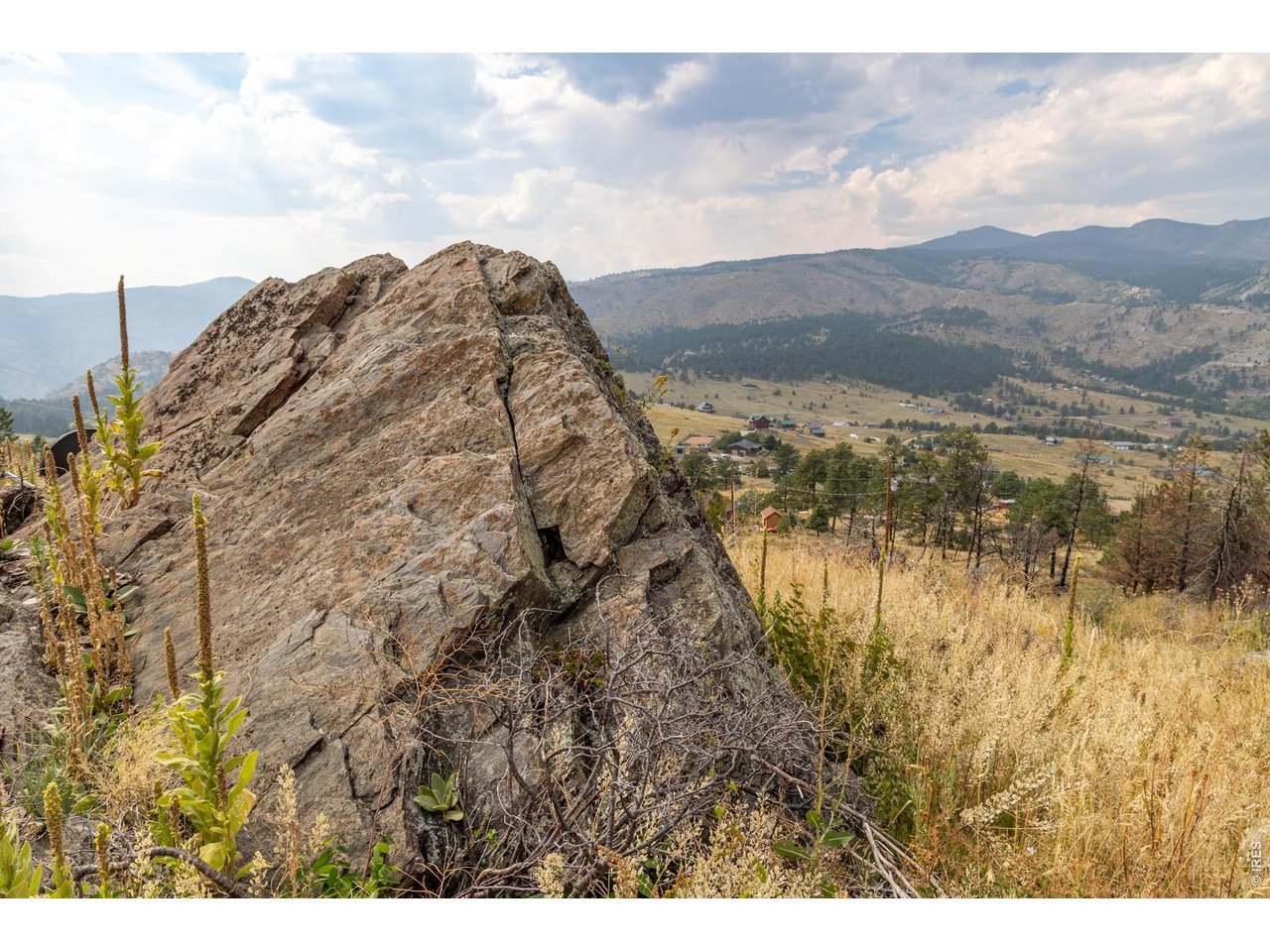 Property Photo 21 Beautiful rock outcroppings and natural grasses are found on the property.