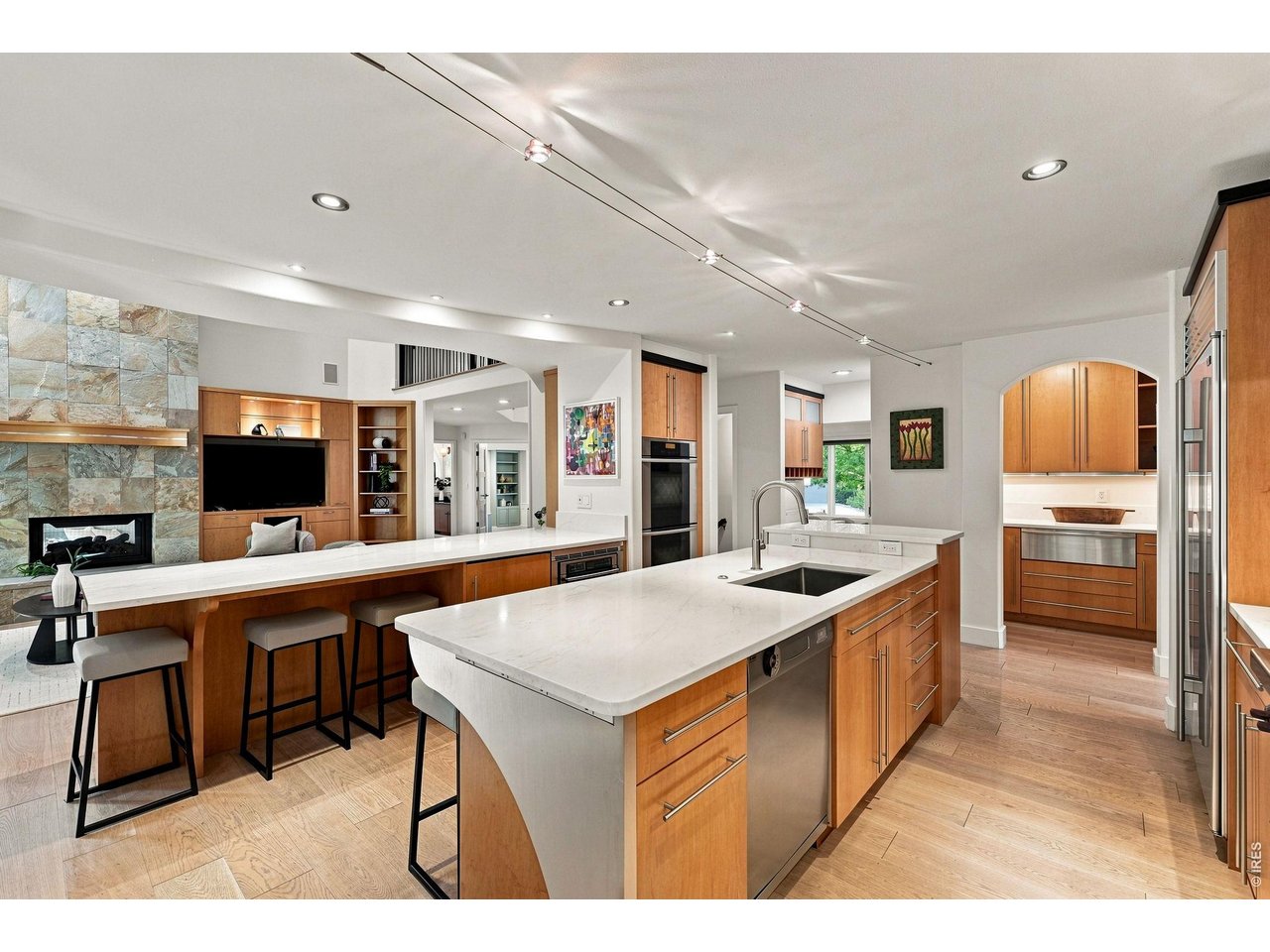 Property Photo 11 Kitchen