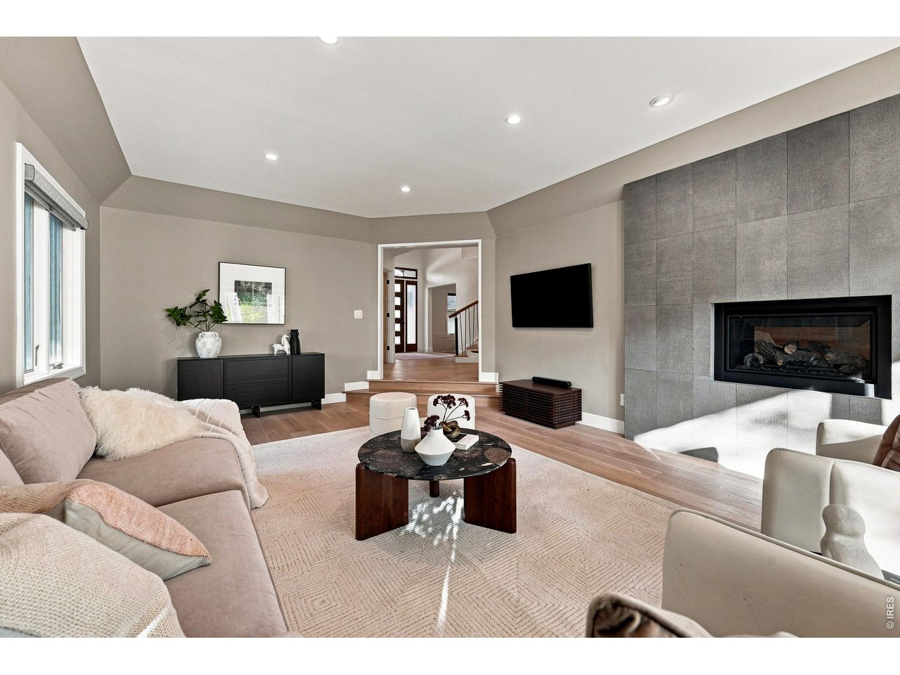 Property Photo 21 Living Room