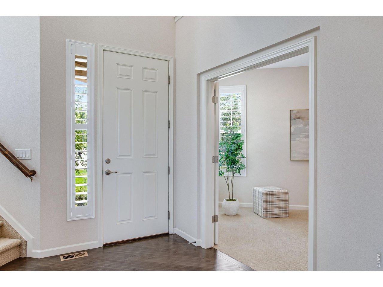 Property Photo 10 Spacious Entry