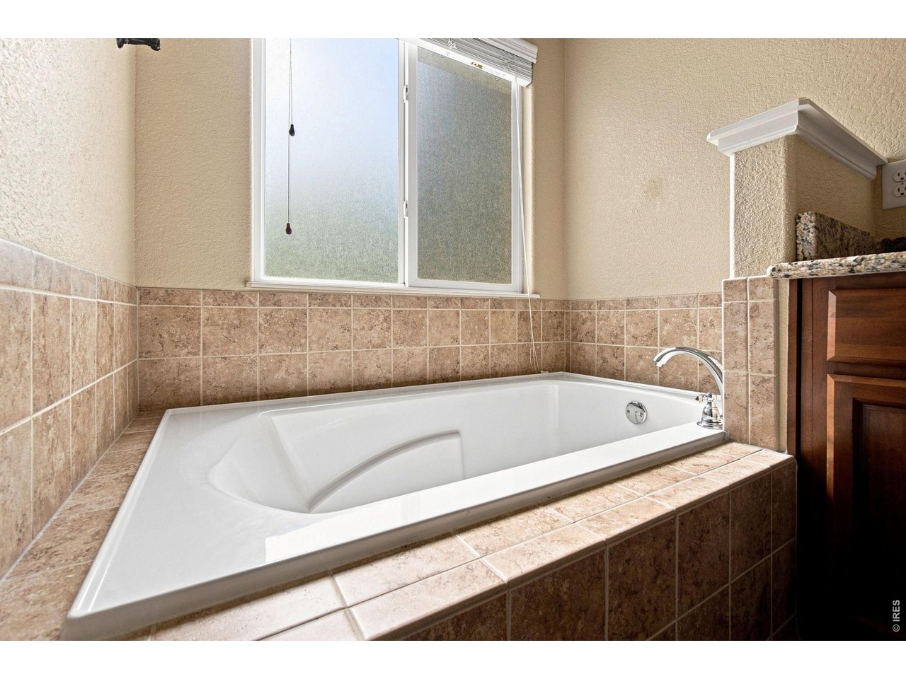 Property Photo 20 Primary Bathroom