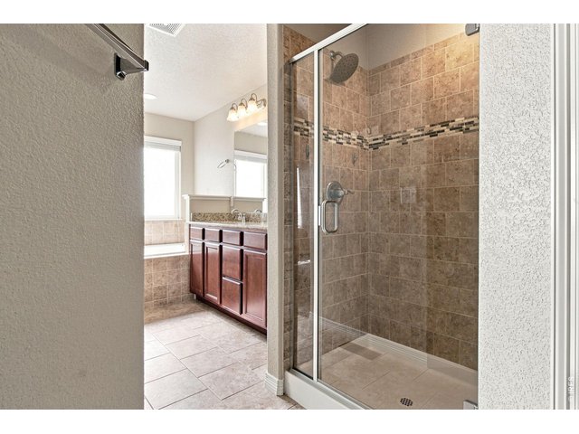 Property Photo 23 Primary Bathroom