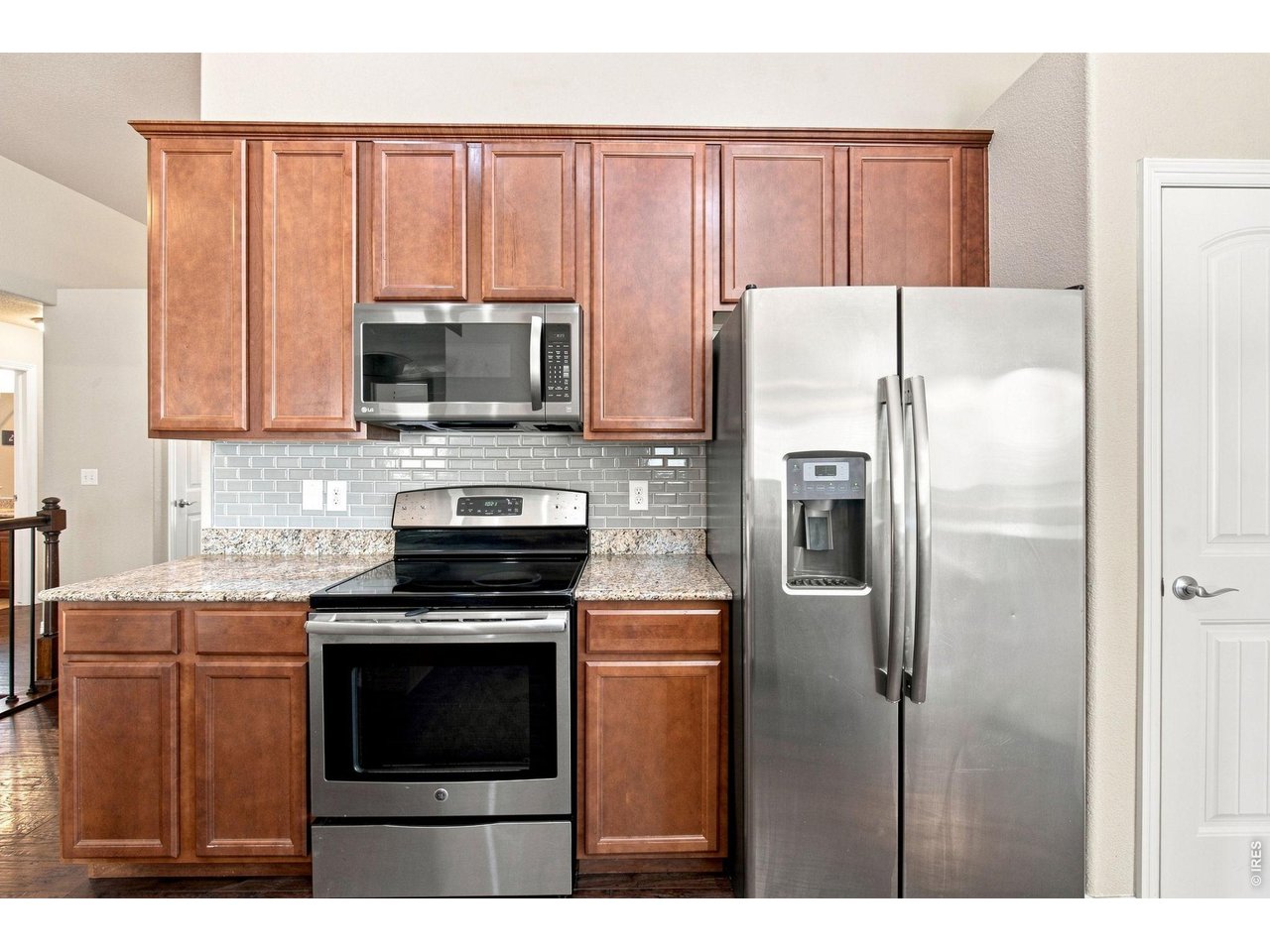 Property Photo 14 Kitchen