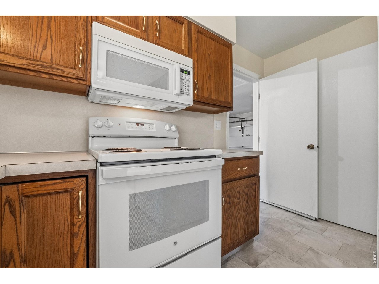 Property Photo 15 