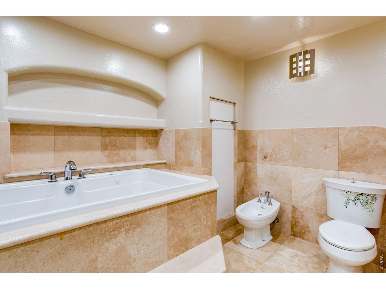 Property Photo 39 Private spa
