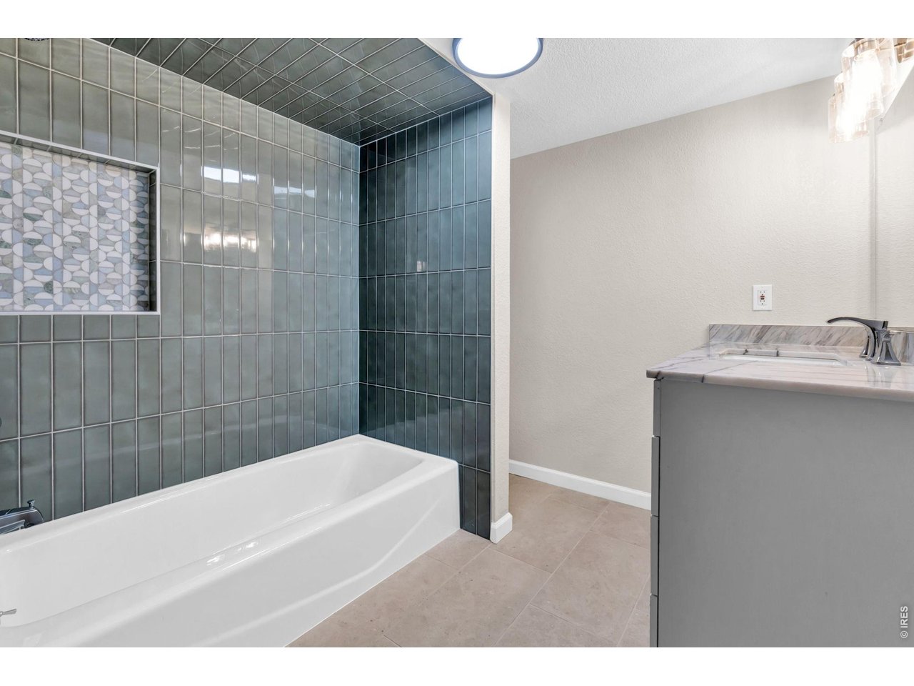 Property Photo 26 Fully Renovated bathroom in Basement.