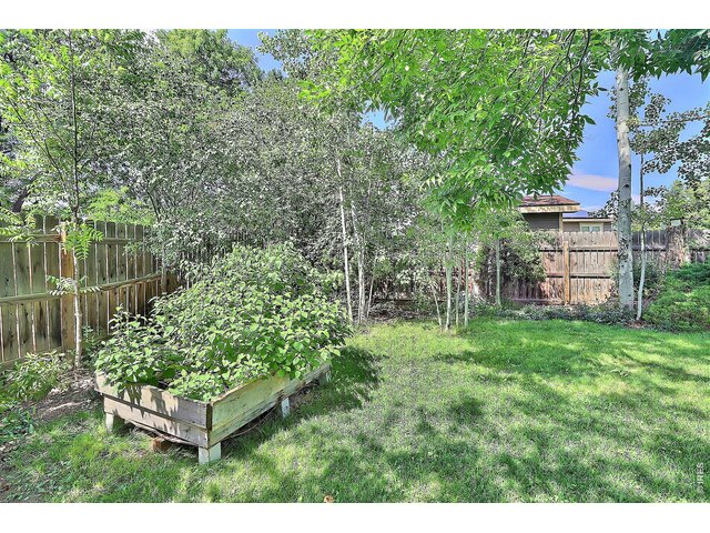 Property Photo 29 Garden Beds