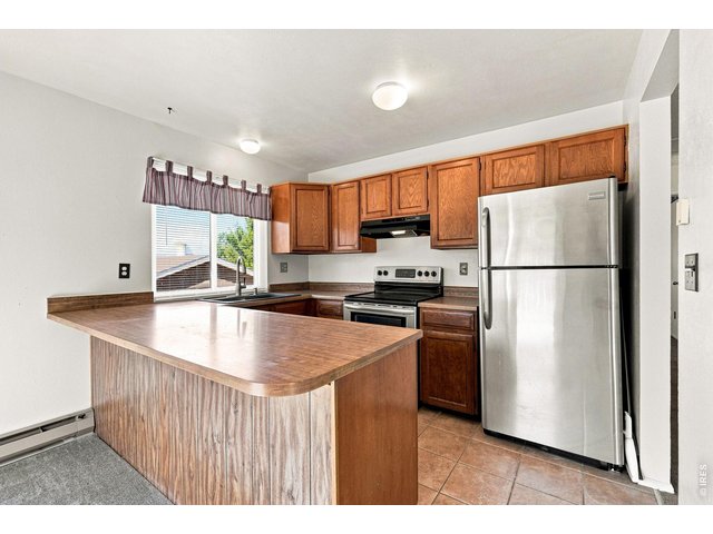 Property Photo 12 Eat in Kitchen