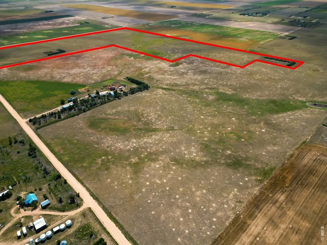 Property Photo 4 Boundaries are appropriate, buyer to verify.