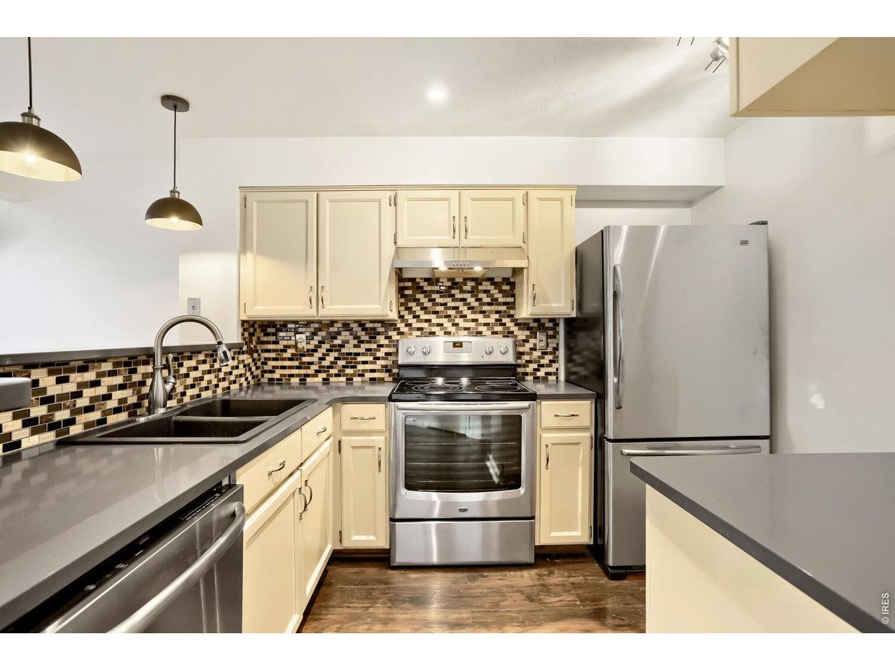 Property Photo 13 