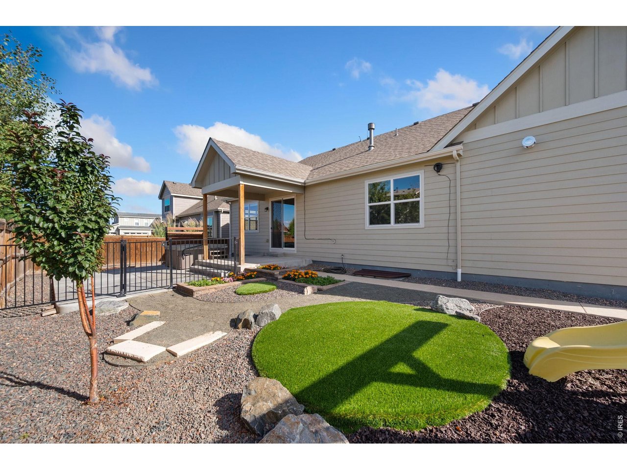Property Photo 33 Xeriscaped backyard... Save on watering!