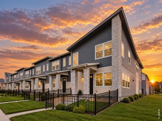 2829 Bear Springs Cir Longmont, CO 80503