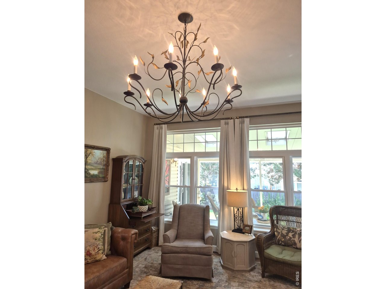 Property Photo 13 Custom chandelier