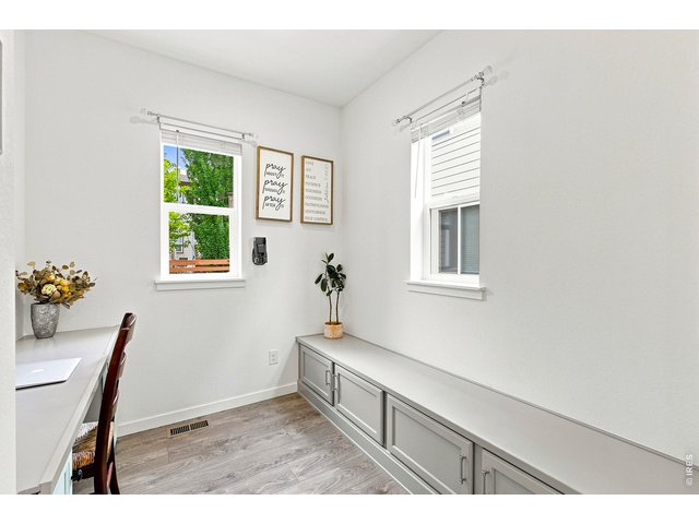 Property Photo 15 Bonus Office / Mudroom Area