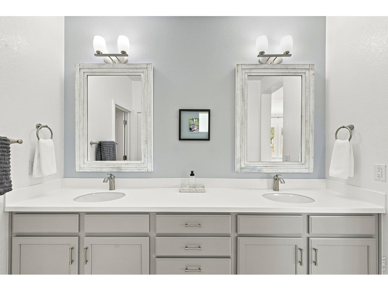 Property Photo 23 Elongated Double Vanity