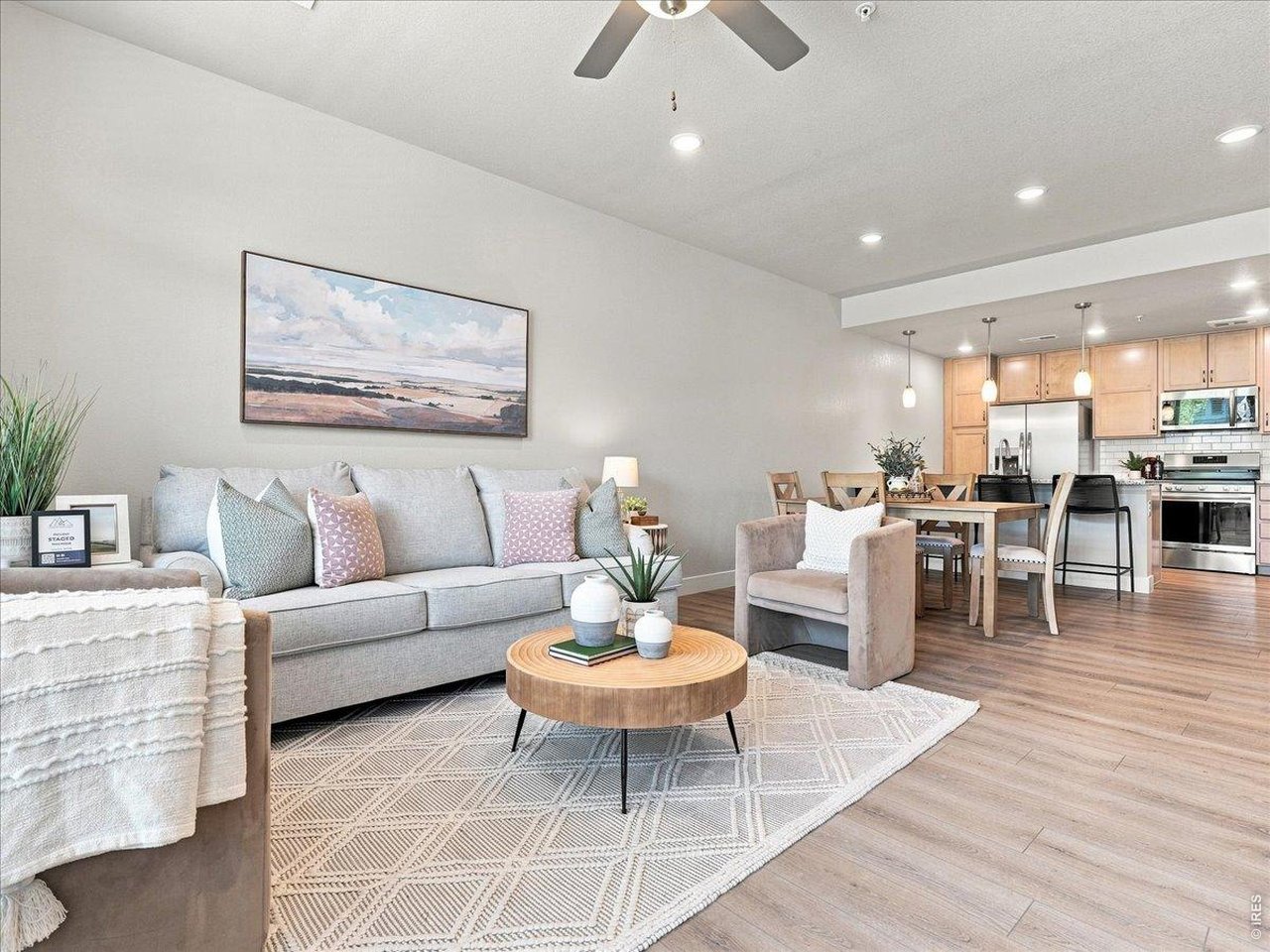 Property Photo 8 Open concept and modern design elements