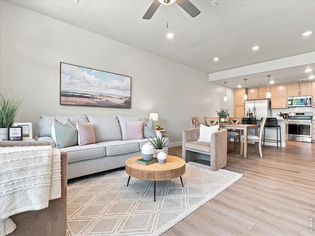Property Photo 8 Open concept and modern design elements