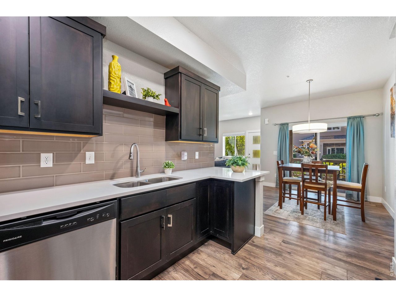 Property Photo 10 Stainless Steel Appliances