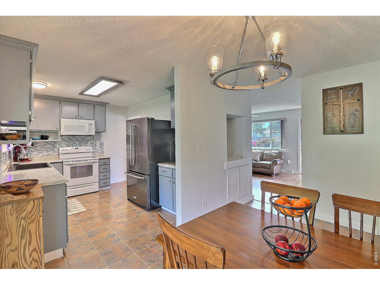Property Photo 12 Updated Light Fixtures