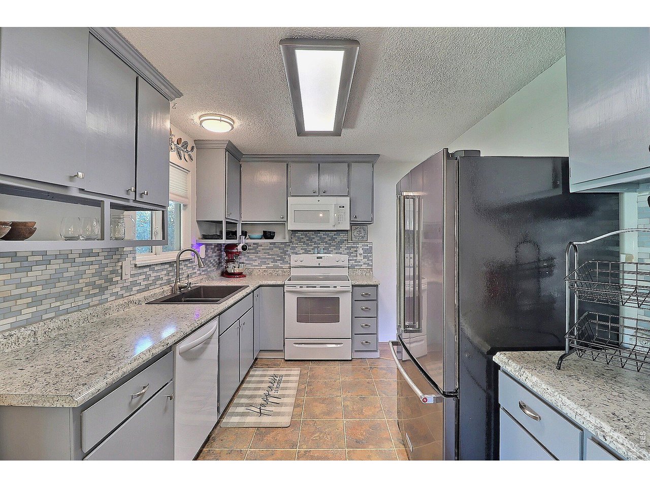 Property Photo 13 Wonderful Kitchen!