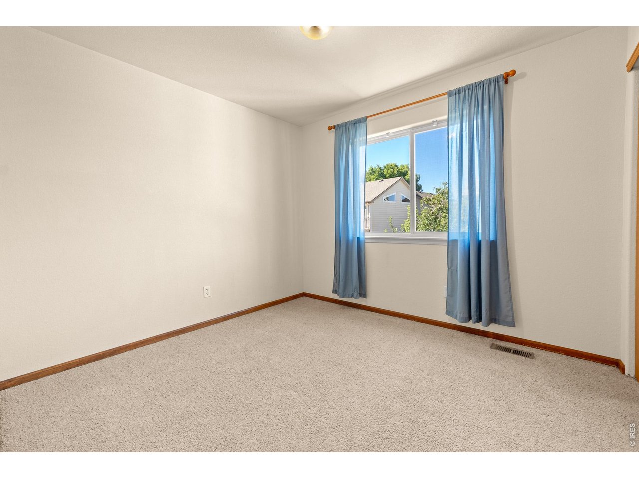 Property Photo 14 2nd Bedroom