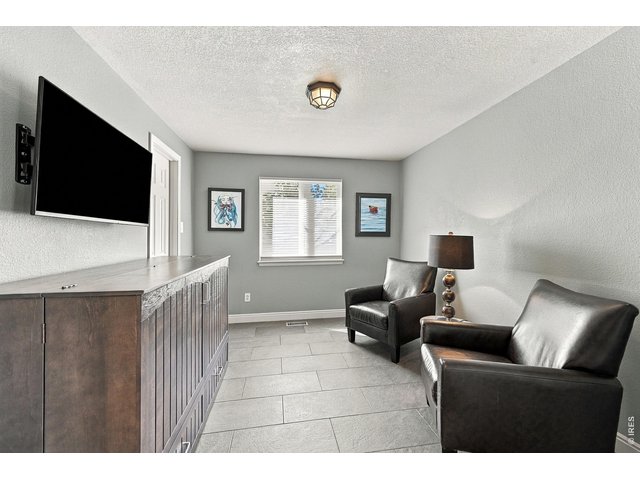 Property Photo 17 Main floor office or 4th bedroom