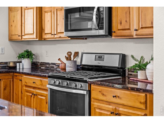 Property Photo 19 Stainless Steel Appliances