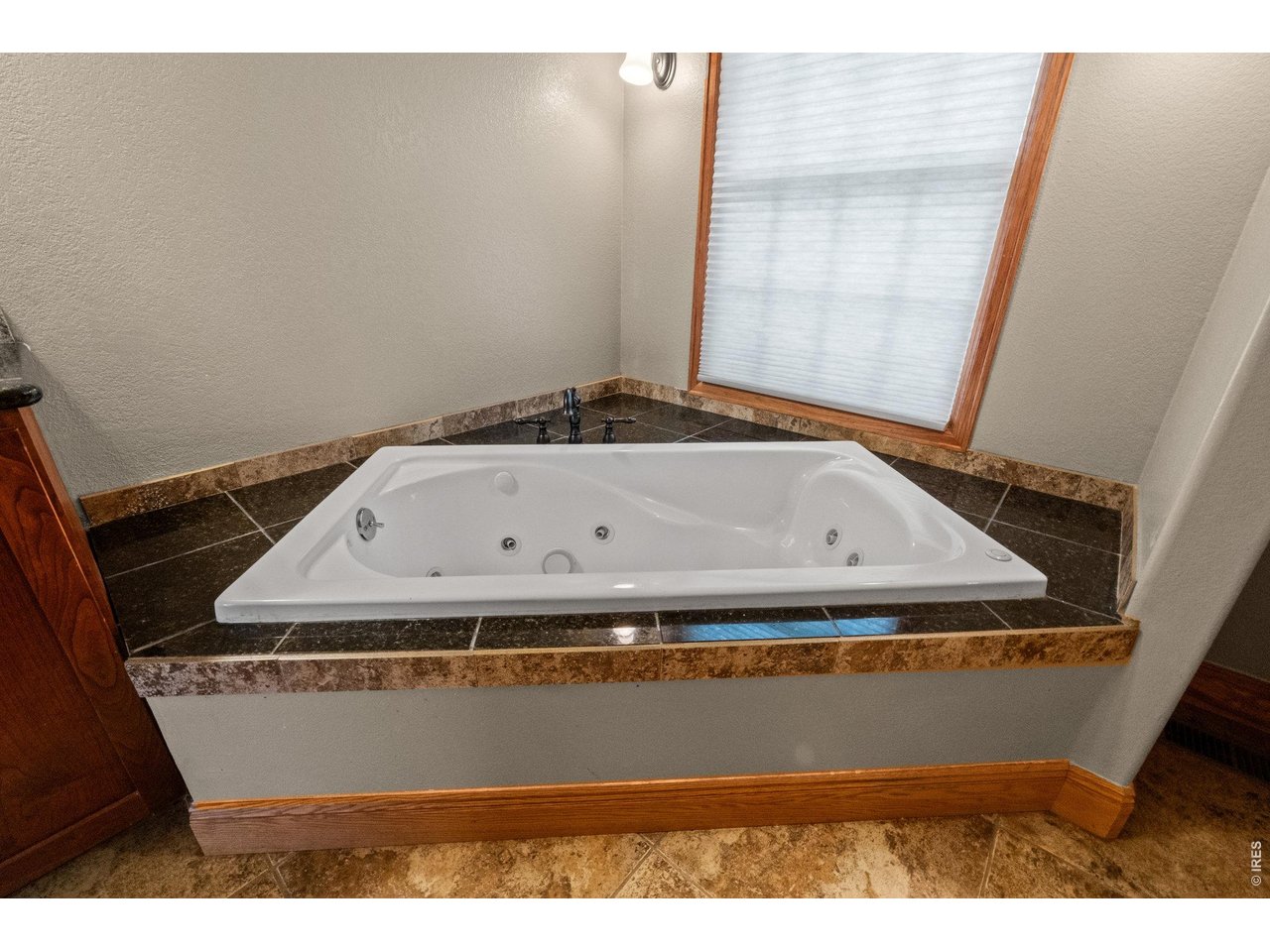 Property Photo 24 Jetted Tub