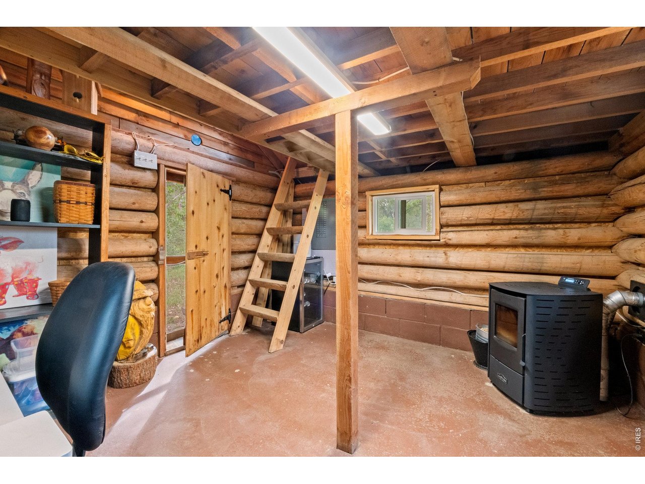 Property Photo 43 Log Cabin