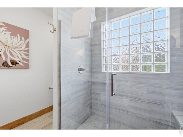 Property Photo 11 Relax and recharge in this spa-like primary bath