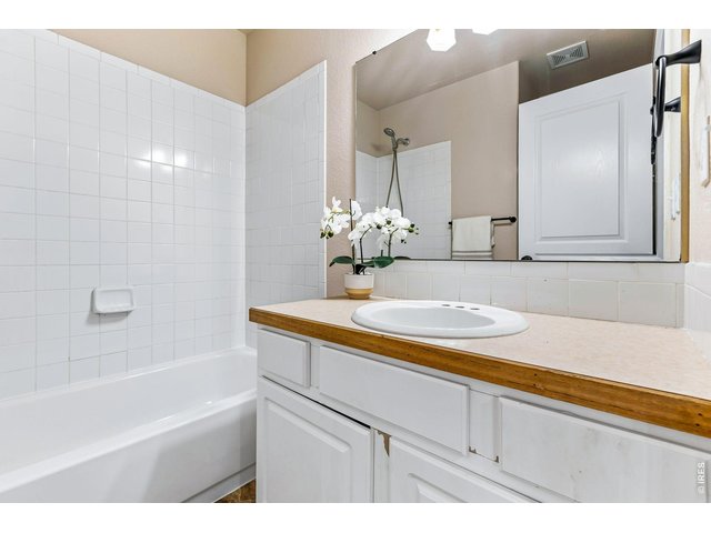 Property Photo 24 Upstairs shared full bath