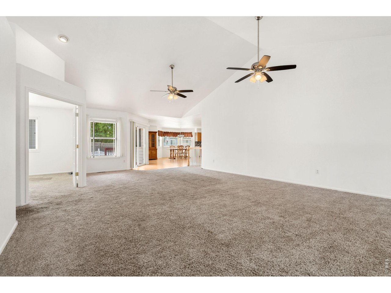 Property Photo 3 Spacious and open