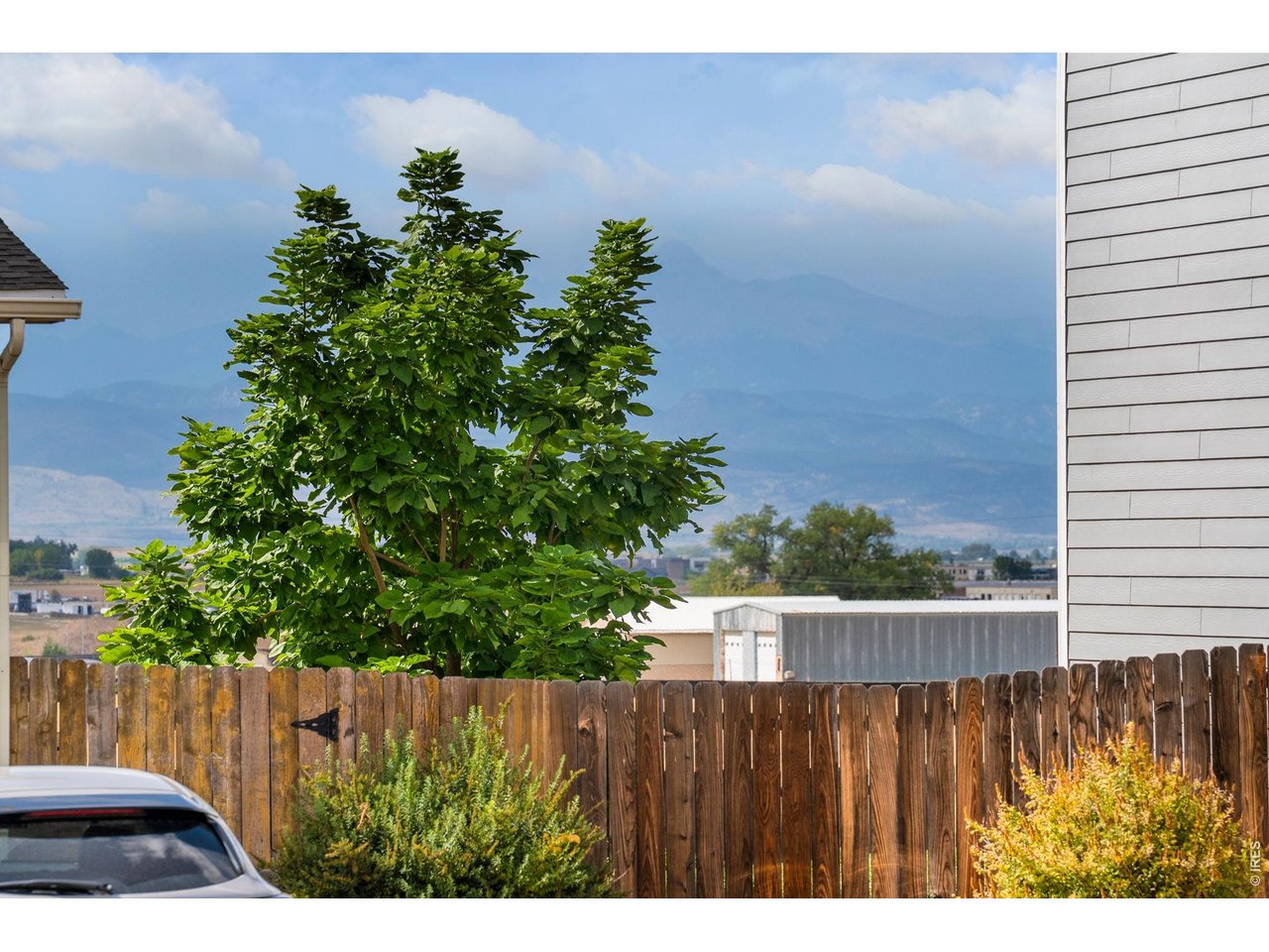 Property Photo 27 Mountain views!
